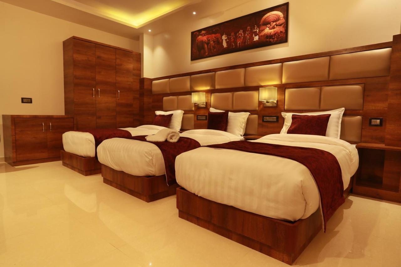Aura One Hotel Kochi Ngoại thất bức ảnh