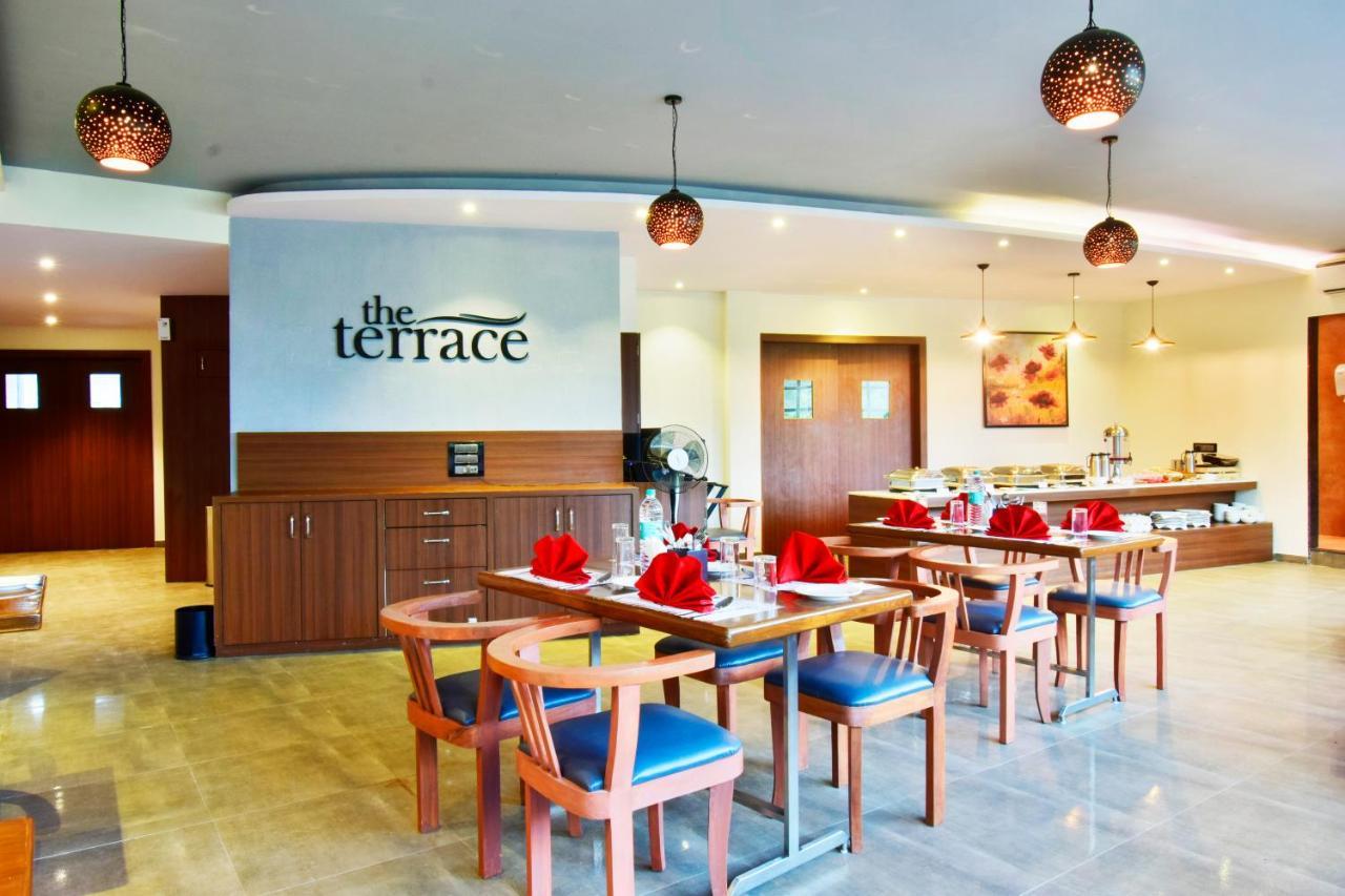 Aura One Hotel Kochi Ngoại thất bức ảnh