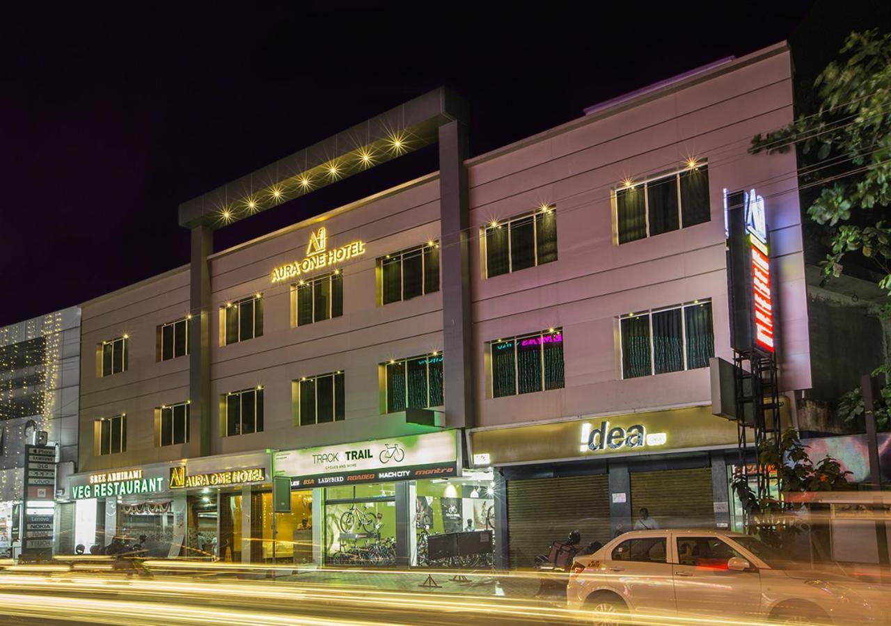 Aura One Hotel Kochi Ngoại thất bức ảnh
