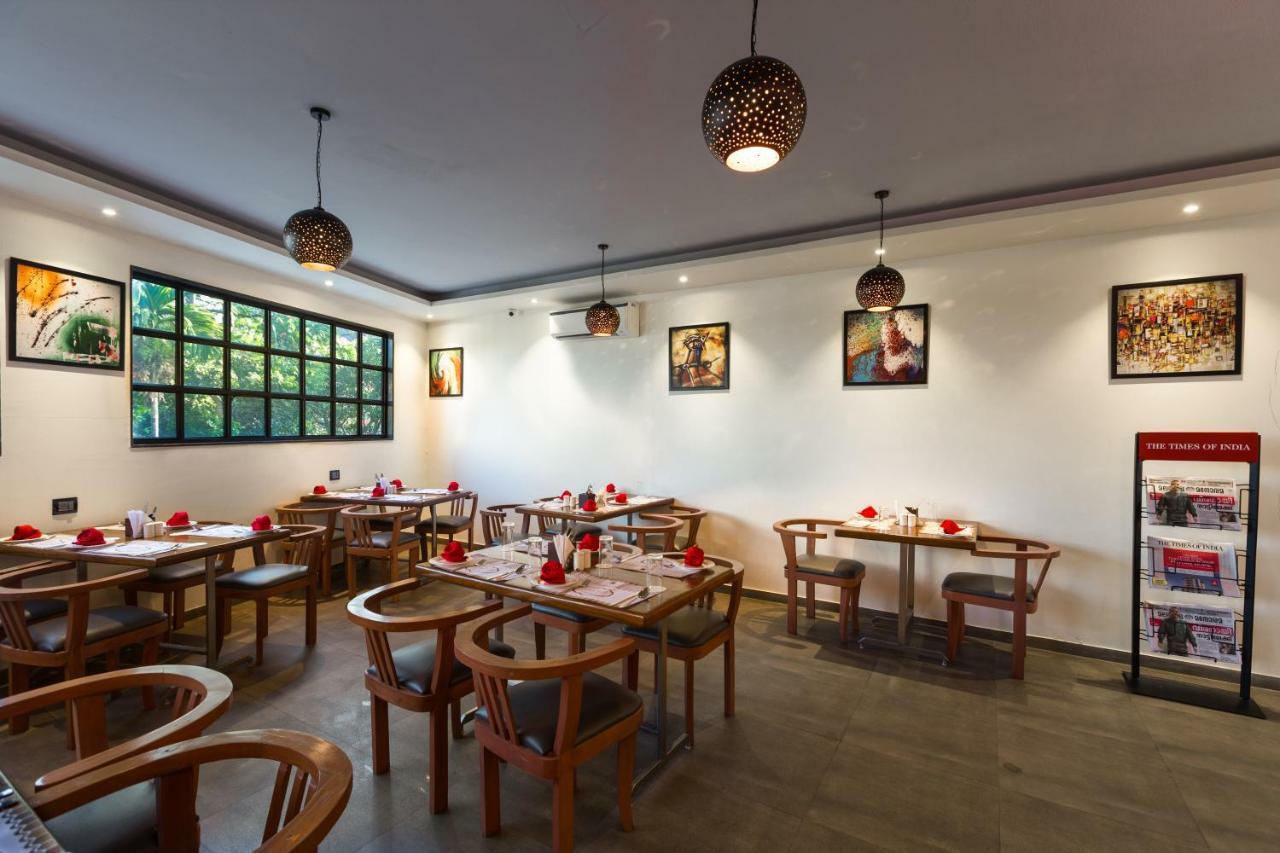 Aura One Hotel Kochi Ngoại thất bức ảnh